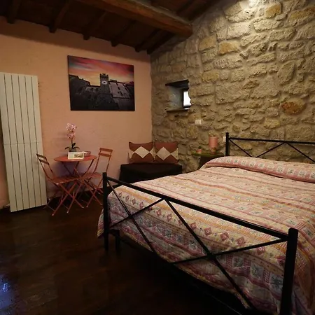 Podere Asche Farm stay